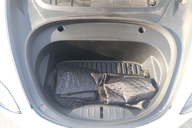 特斯拉 Model 3 2021款 标准续航后驱升级版局部细节24