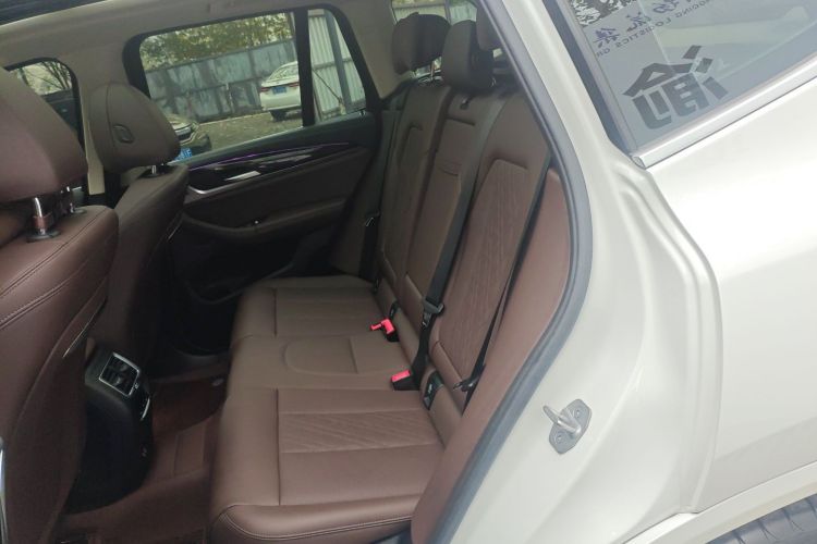 宝马iX3 2022款 改款 领先型中控内饰21