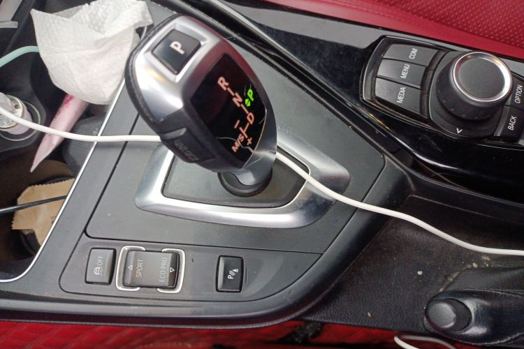 宝马2系(进口) 2018款 220i 运动设计套装中控内饰18