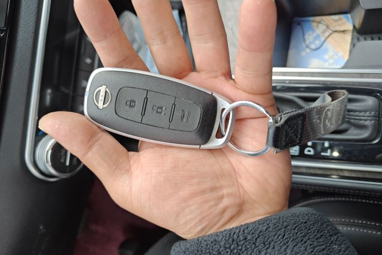 日产 天籁 2022款 2.0L XL-TLS 悦享版中控内饰11