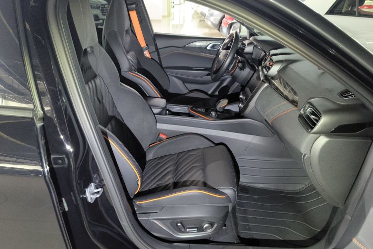 领克02 Hatchback 2021款 2.0TD Halo中控内饰41