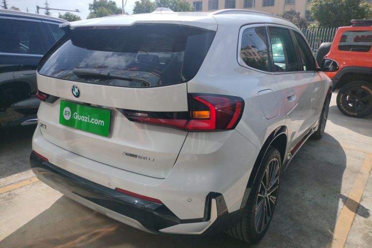 宝马X1 2024款 xDrive25Li X设计套装车身外观7