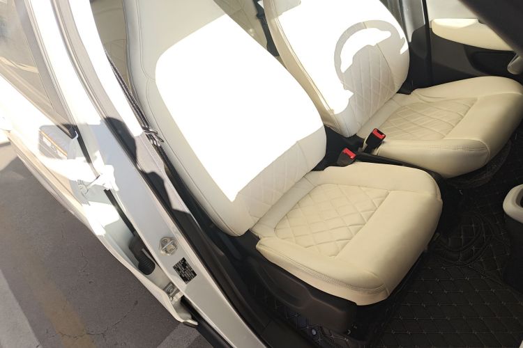 零跑汽车 零跑T03 2023款 310轻享版局部细节41