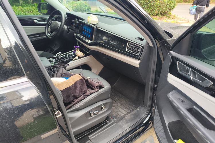 大众 途昂 2023款 380TSI 四驱尊崇旗舰版局部细节9005