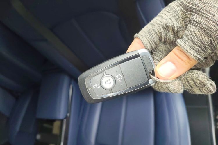 福特 金牛座 2019款 EcoBoost 245 尊享版中控内饰11