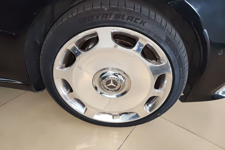 奔驰S级 2014款 S 500 L车身外观10