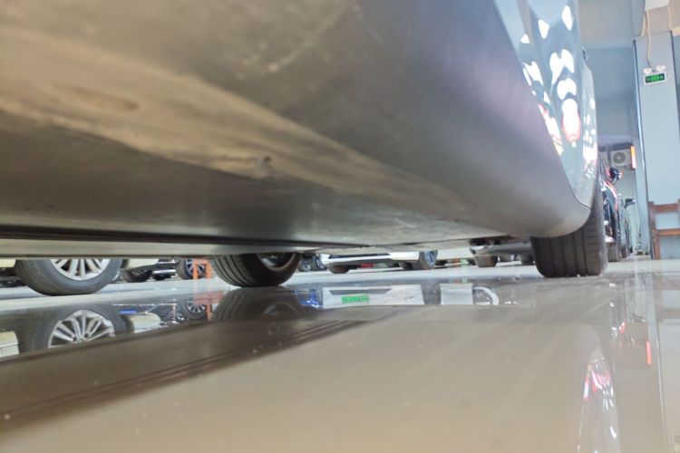 特斯拉 Model Y 2021款 标准续航后驱版局部细节9001