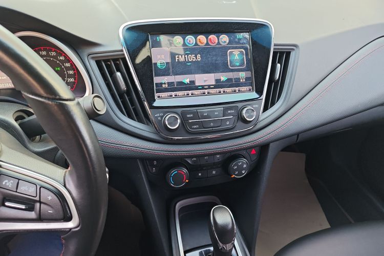 雪佛兰 科鲁泽 2019款 RS 330T 自动痛快版 国VI中控内饰16