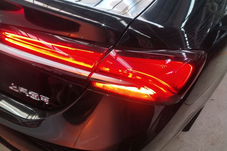 别克 君越 2022款 552T 豪华型车身外观6006