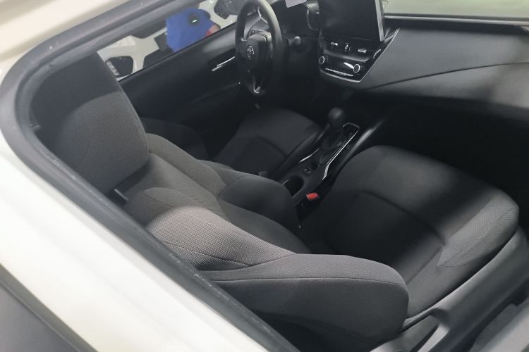 丰田 雷凌 2023款 185T CVT豪华版局部细节41