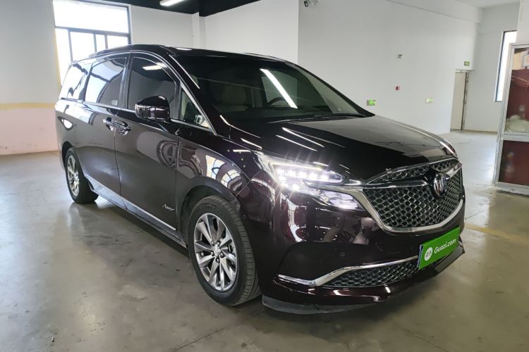 别克GL8 2020款 Avenir艾维亚 七座亲礼版车身外观6002