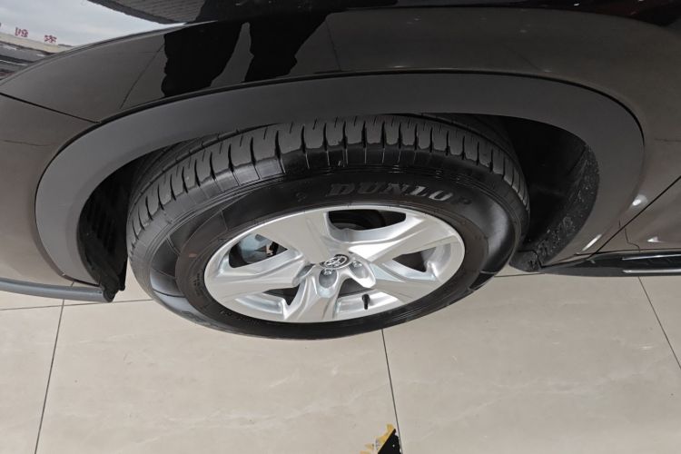 丰田 汉兰达 2026款 2.5L智能电混双擎两驱精英版 5座车身外观6007