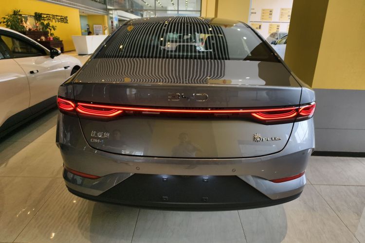 比亚迪 秦PLUS 2025款 DM-i 智驾版 55KM领先型车身外观6004