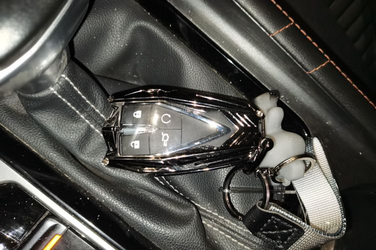 长安欧尚X7 PLUS 2022款 1.5T 蓝鲸版自动尊贵型中控内饰11