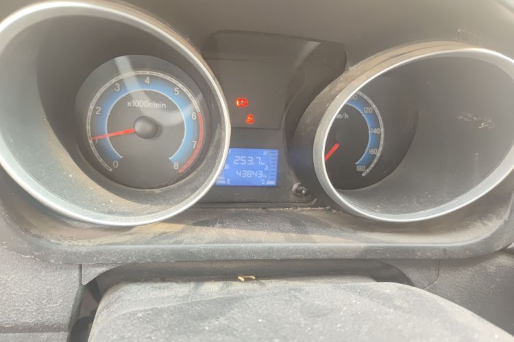 长安凯程 长安睿行M90 2018款 2.0L超值型高顶对开门6座4G94S中控内饰15