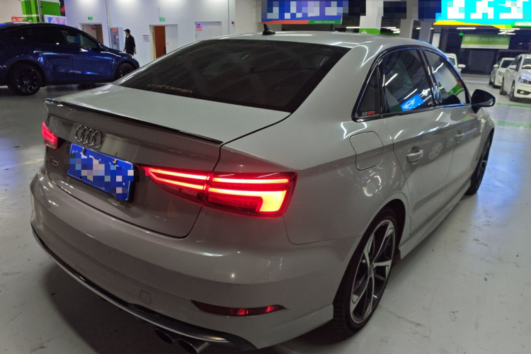 奥迪S3 2019款 S3 2.0T Limousine车身外观6005