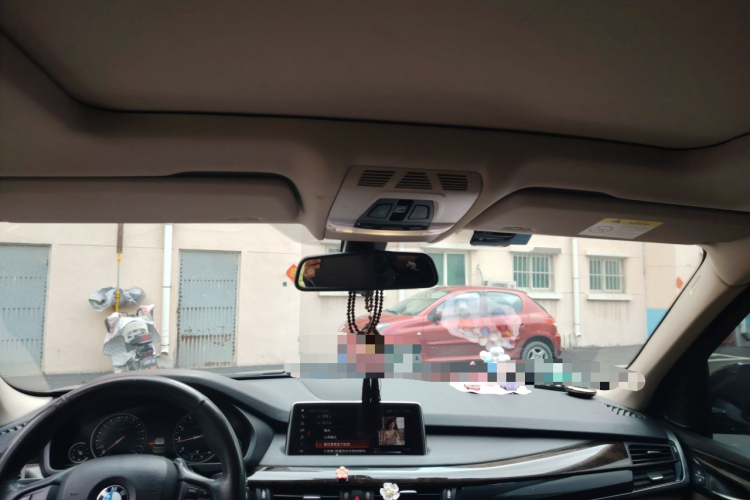 宝马X5(进口) 2018款 xDrive28i中控内饰22