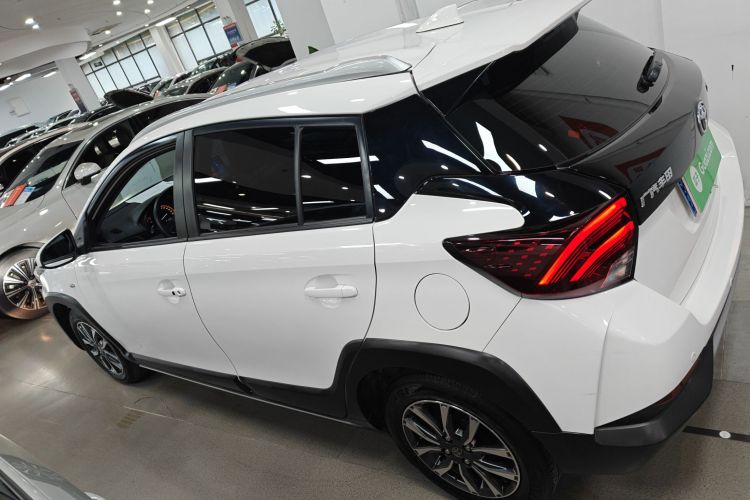 丰田 YARiS L 致炫 2022款 致炫X 1.5L CVT豪华PLUS版车身外观6003