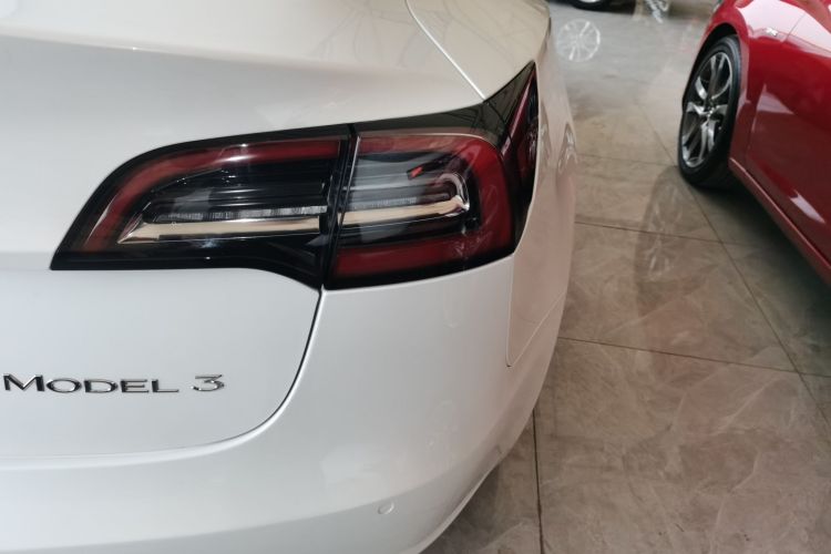 特斯拉 Model 3 2021款 改款 标准续航后驱升级版 3D1车身外观6006