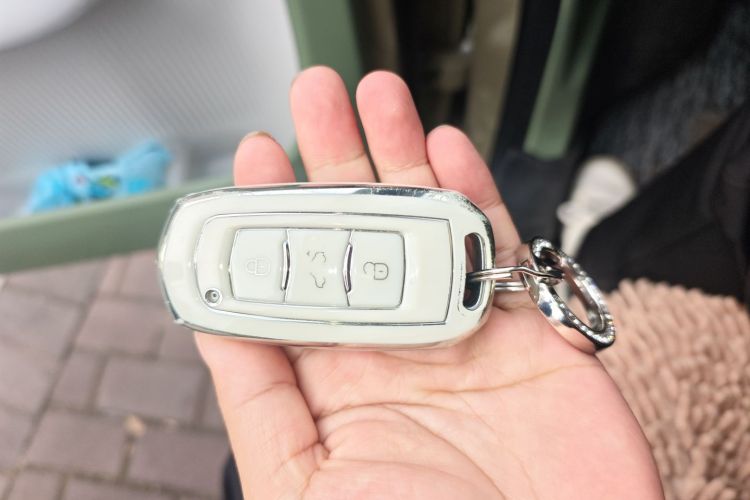 吉利银河 2025款 210km 熊猫骑士中控内饰11