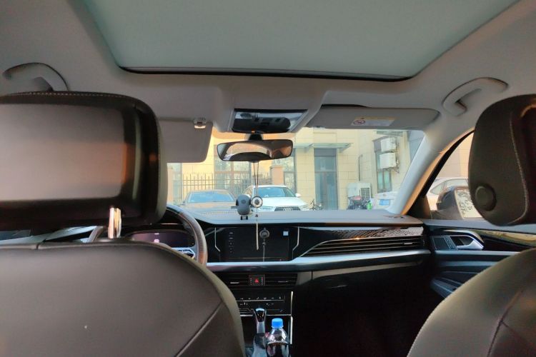 大众 帕萨特 2024款 380TSI 龙腾版中控内饰22