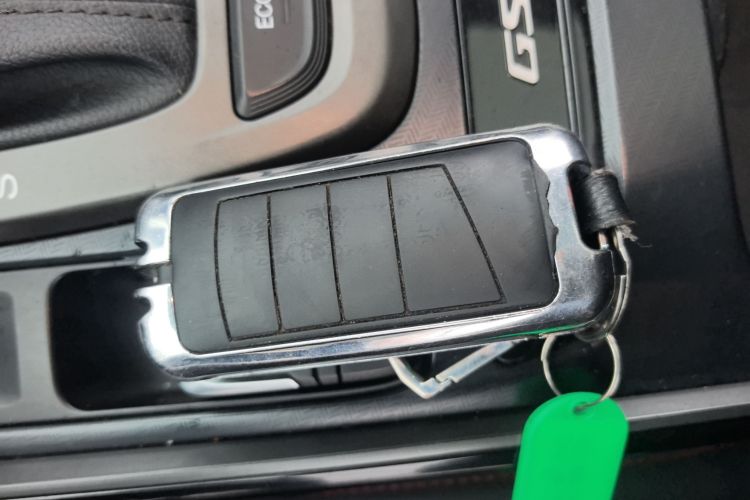 广汽传祺 传祺GS4 2021款 270T 自动豪华智联版中控内饰11