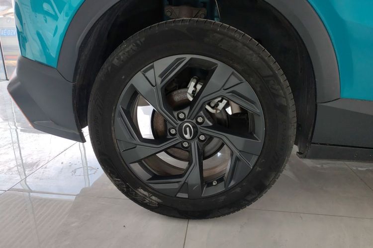 广汽传祺 传祺GS3 2023款 影速 270T R-STYLE版车身外观6008