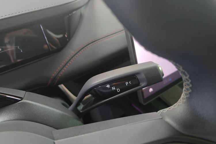 小米汽车 小米SU7 2024款 四驱超长续航高阶智驾Max版局部细节18