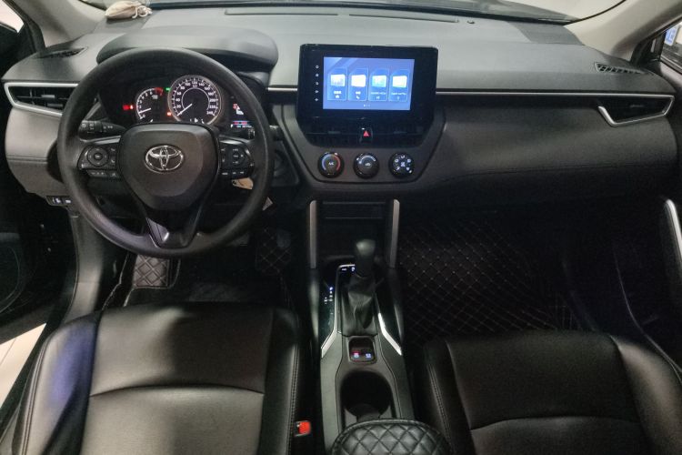 丰田 卡罗拉锐放 2022款 2.0L 先锋版中控内饰7002