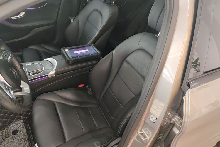 奔驰C级 2021款 C 260 L 运动星耀臻藏版局部细节19