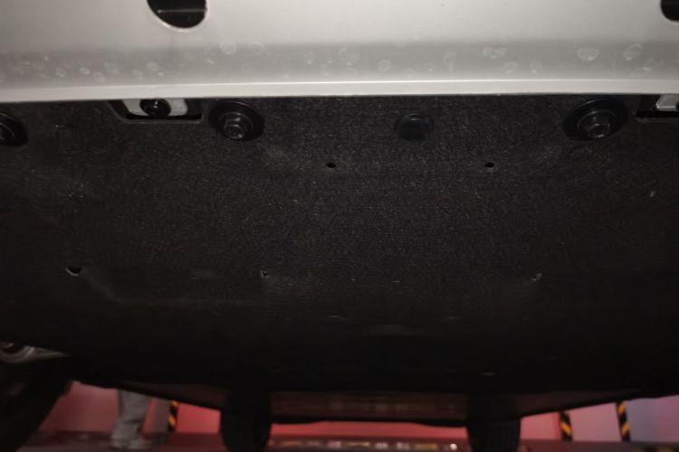 红旗天工06 2025款 520 智选版局部细节9001