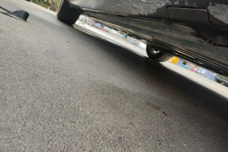 奔驰C级 2017款 改款 C 180 L 时尚型运动版局部细节9001