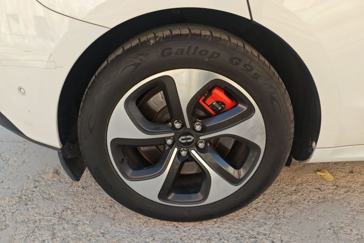 鸿蒙智行 问界M5 2022款 增程后驱标准版车身外观6007