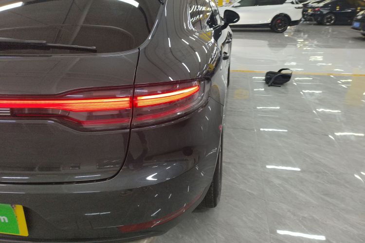 保时捷 2018款 Macan 2.0T车身外观6006