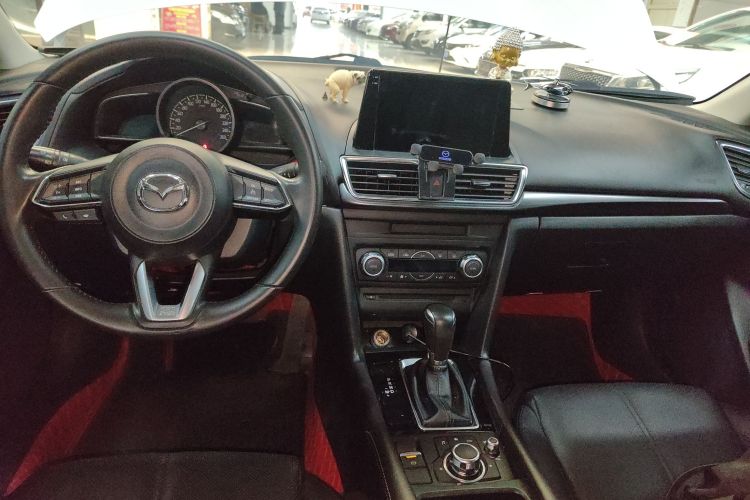 马自达3 昂克赛拉 2017款 三厢 2.0L 自动尊贵型 国V中控内饰7002