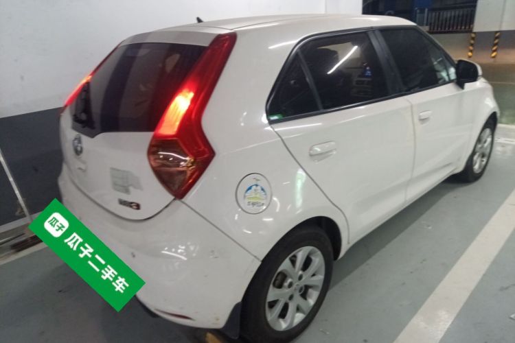 名爵3 2014款 1.5L AMT精英版车身外观7