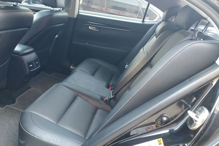 雷克萨斯ES 2014款 250 舒适版中控内饰7004