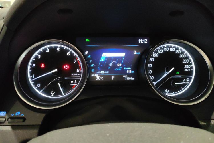 丰田 凯美瑞 2019款 2.5G 豪华版 国VI中控内饰14