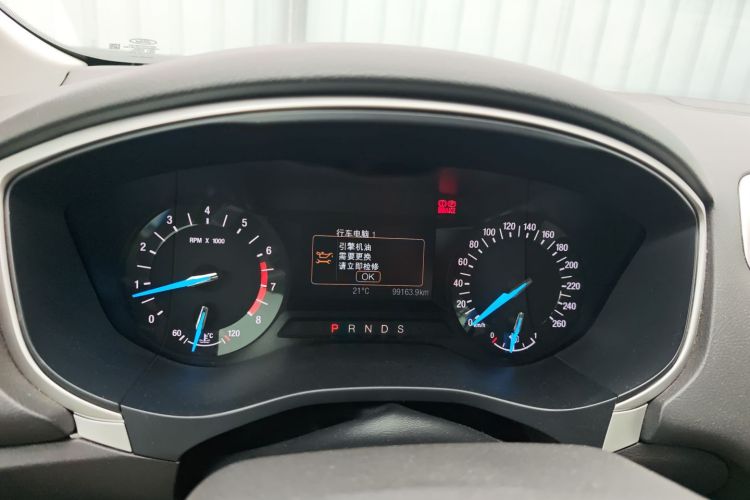 福特 蒙迪欧 2013款 1.5L GTDi180时尚型中控内饰14