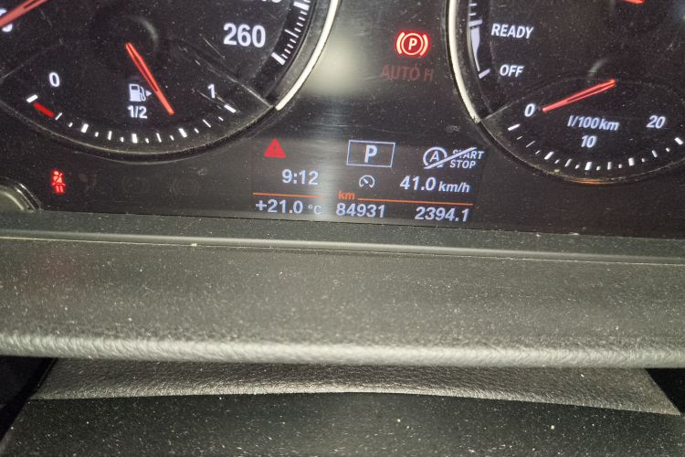 宝马1系 2018款 118i 时尚型中控内饰15