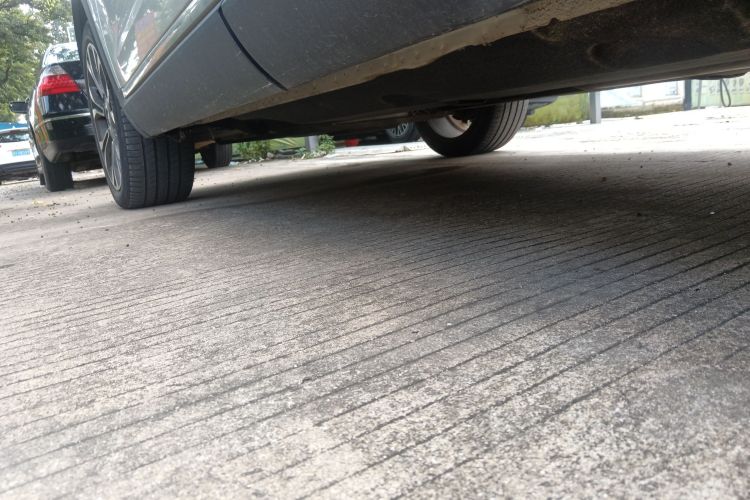 红旗HS5 2019款 2.0T 智联旗享四驱版局部细节9002