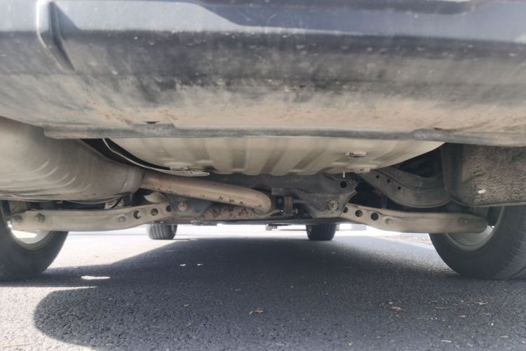 别克 君威 2019款 20T 豪华型 国VI局部细节9009