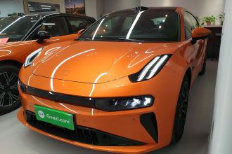 极氪001 2025款 WE版 100kWh 后驱