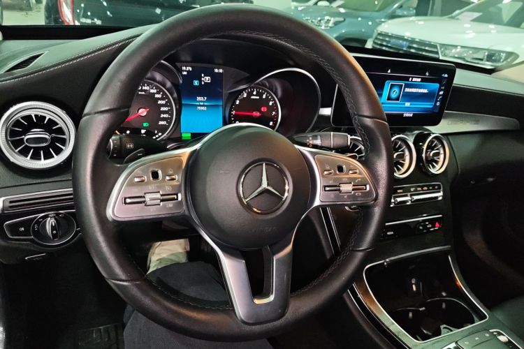 奔驰C级 2019款 C 260 L 运动版中控内饰7002