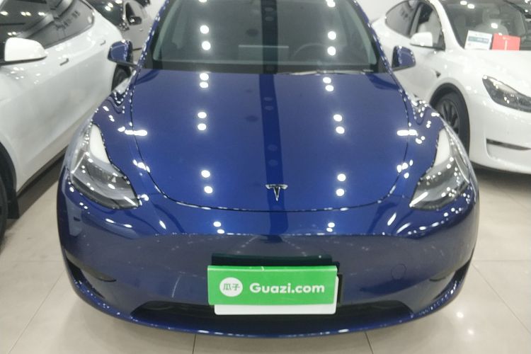 特斯拉 Model Y 2022款 改款 后轮驱动版车身外观2