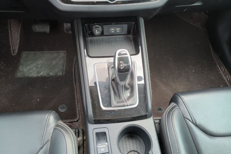 比亚迪 宋 2021款 经典版 1.5T 自动精英型中控内饰18