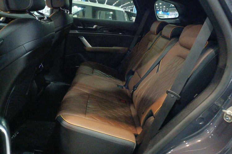 比亚迪 唐新能源 2021款 DM 2.0T 四驱高性能版创世旗舰型中控内饰21