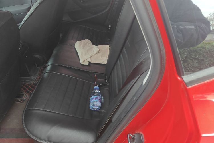 大众 Polo 2016款 1.4L 自动风尚型中控内饰7004