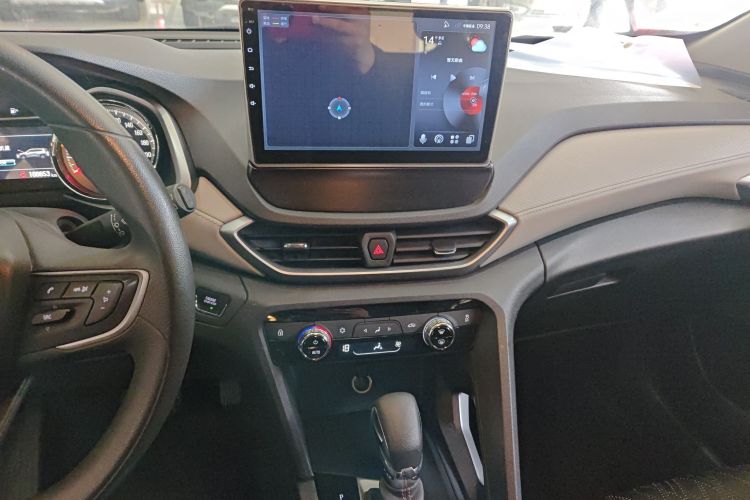 雪佛兰 沃兰多 2018款 530T 自动劲享版（5+2款） 国V局部细节16