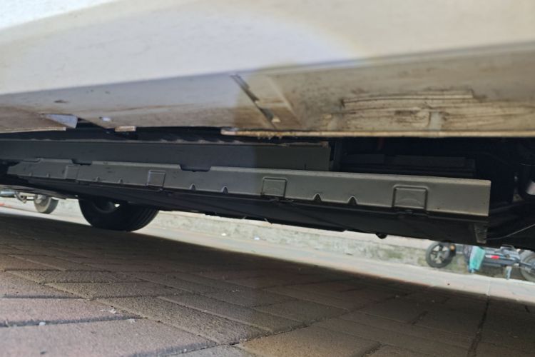 比亚迪 秦PLUS 2024款 荣耀版 DM-i 55KM领先型局部细节9003